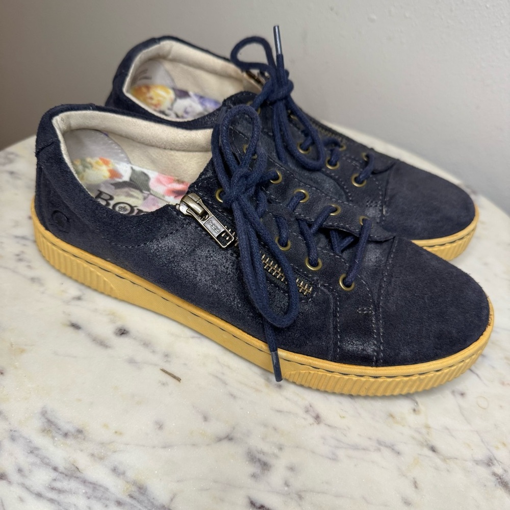 Born Sneakers Size 6 blue Suede shoes comfort